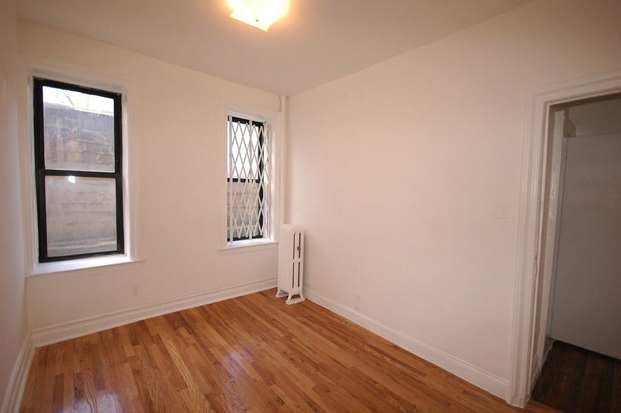 1st image of 944 42nd St APT C9