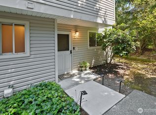 18910 Bothell Everett Hwy APT D4, Bothell, WA 98012