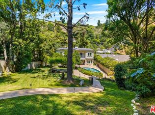 1701 Roscomare Rd, Los Angeles, CA 90077