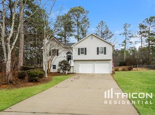 45 Silverthorne Cir, Douglasville, GA 30134