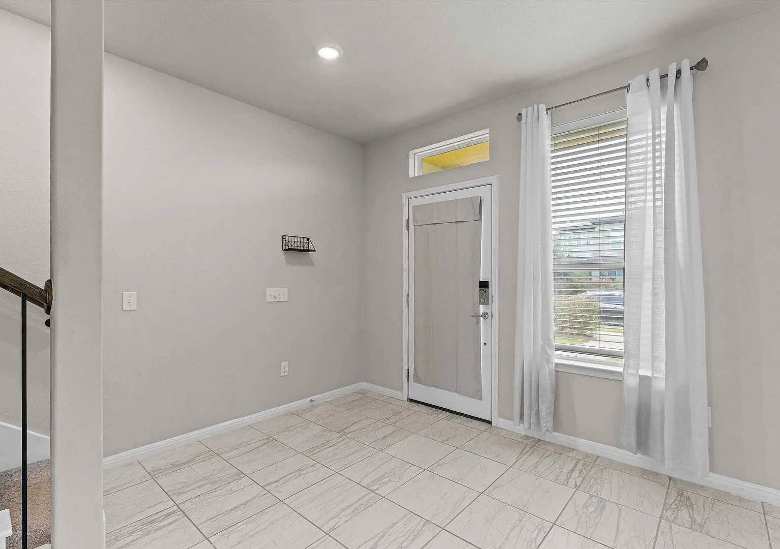 Wonderful 3-Bedroom Home in South Austin for Rent — Photo 3