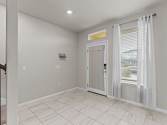 3rd image of 8809A Whitter Dr