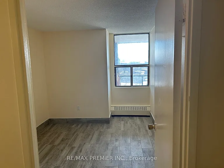 45 Sunrise Ave #511 — Photo 11