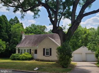 3026 Crescent Ave, Lafayette Hill, PA 19444