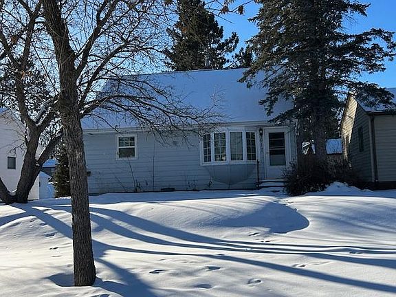2nd image of 617 NE 10th Ave