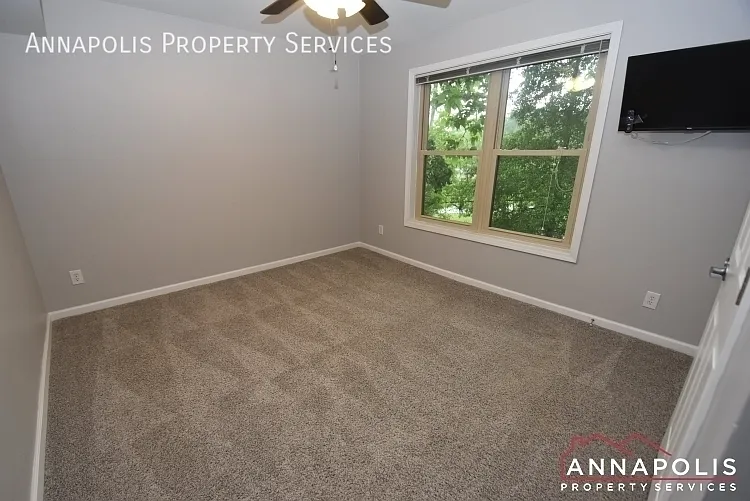 1101 Primrose Ct #302 — Photo 14