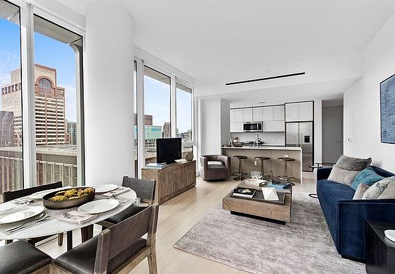 4th image of 242 W 53rd St APT 55D