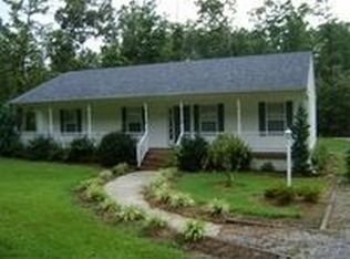 105 Marina Dr, Surry, VA 23883