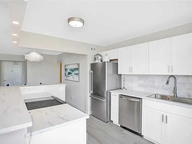 5200 N Ocean Blvd #310B — Photo 15