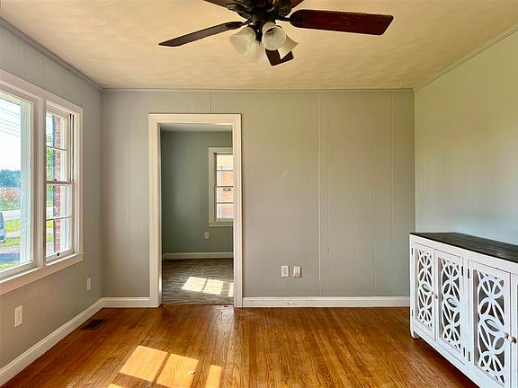 5th image of 519 Robey St