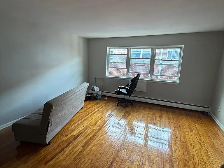 23-25 Smith St #6 — Photo 5