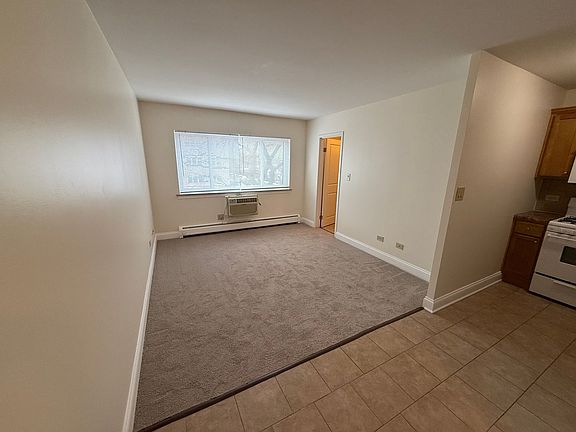 4th image of 6633 N Sheridan Rd APT 312