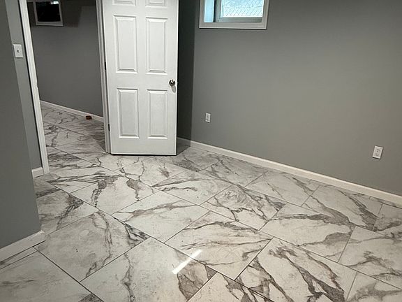 5th image of 32 Chester Ave #1B