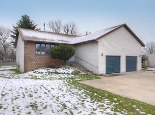 526 Wilson Ave NW, Grand Rapids, MI 49534