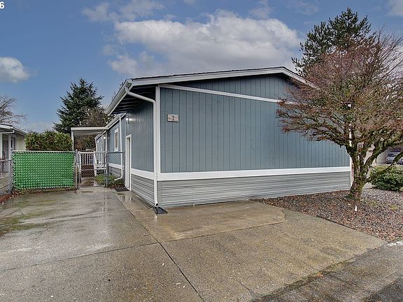 3rd image of 5101 NE 121st Ave Unit 1