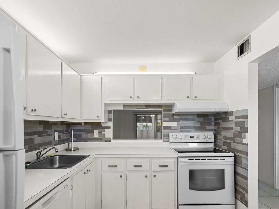 1st image of 2500 Fiore Way #103a