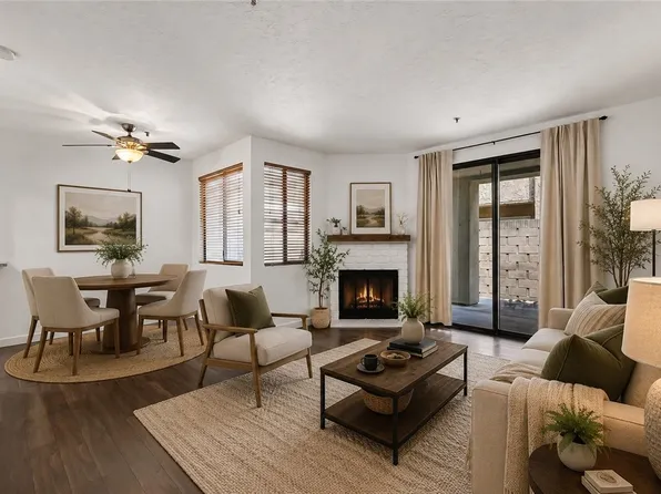 17722 Sergio Cir APT 102, Huntington Beach, CA 92647