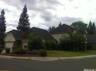 19429 Del Rio Dr, Woodbridge, CA 95258