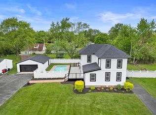 2854 Columbus St, Grove City, OH