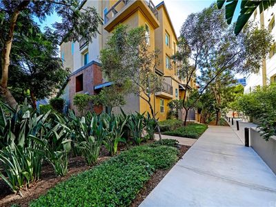 517 Rockefeller, Irvine, CA, 92612
