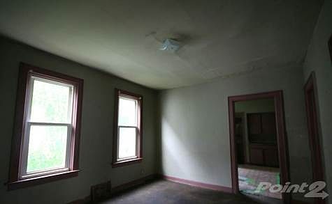 581-189969extrlldiningroom