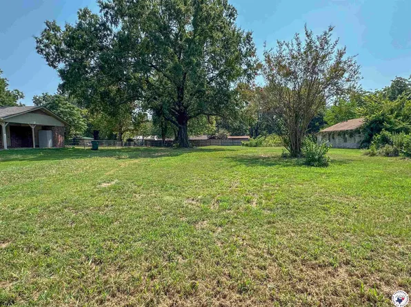 412 N Center St, New Boston, TX 75570