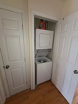 5th image of 2333 35th St #2