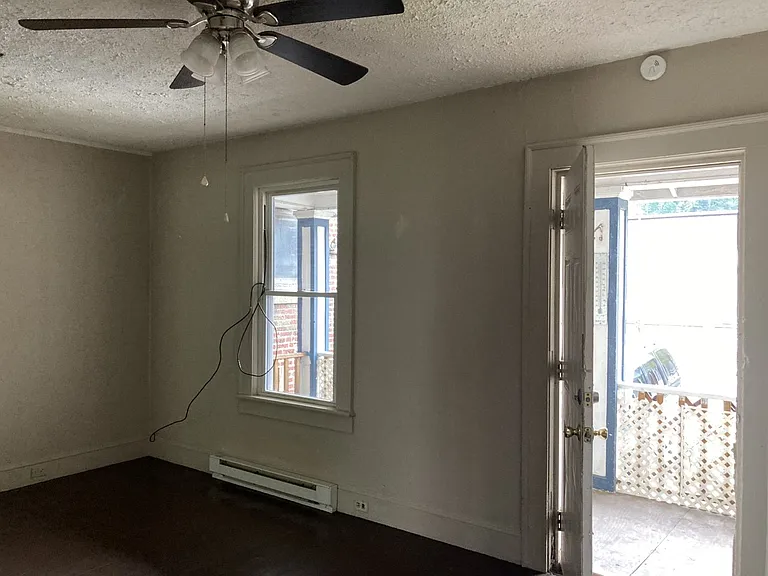 1713 Bluefield Ave — Photo 12