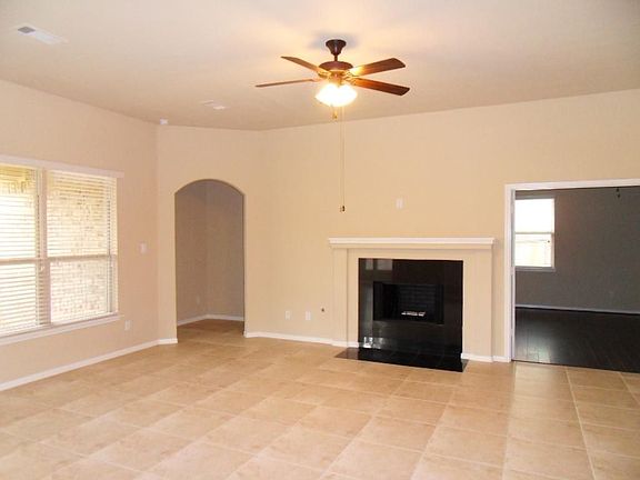 3rd image of 131 N Greenprint Cir