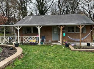 1511 Victory St, Greensboro, NC 27407