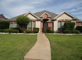 1019 Manchester Dr, Mansfield, TX 76063