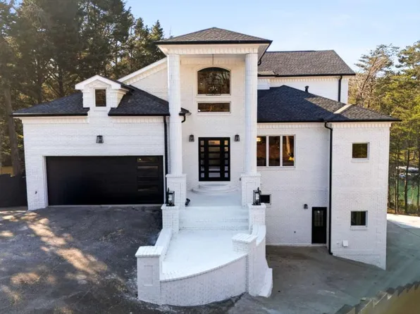 2390 Peachtree Rd, Cumming, GA 30041