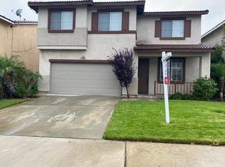 5762 Bay Hill Ln, Fontana, CA 92336