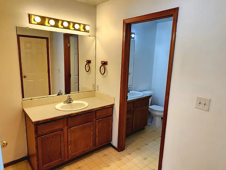 1326 S Skyline Dr #C — Photo 15