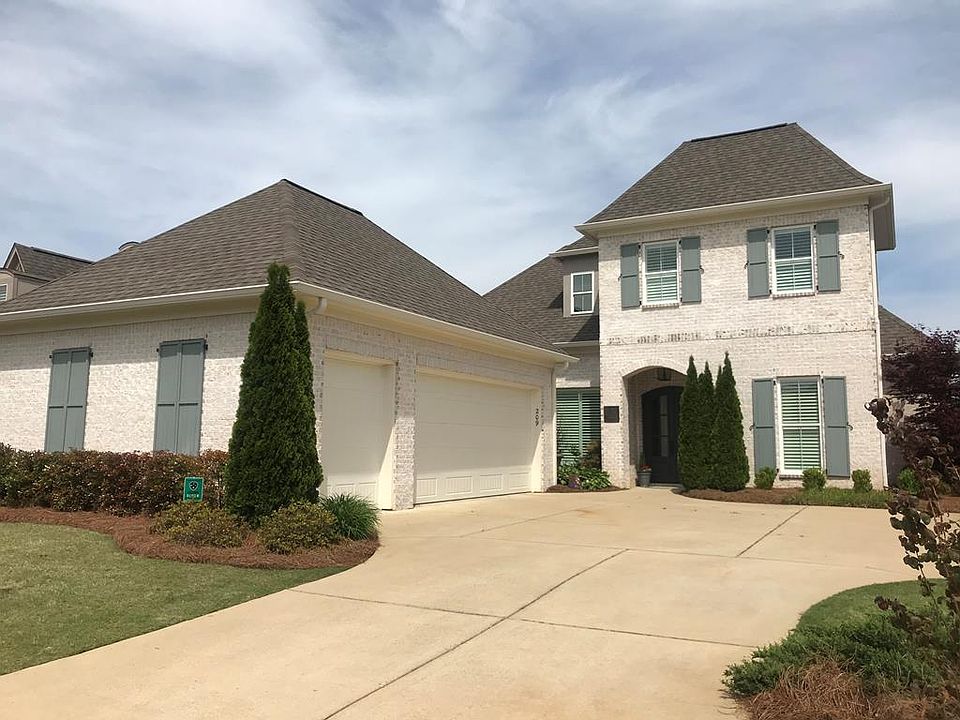 1st image of 209 Fairway Ct