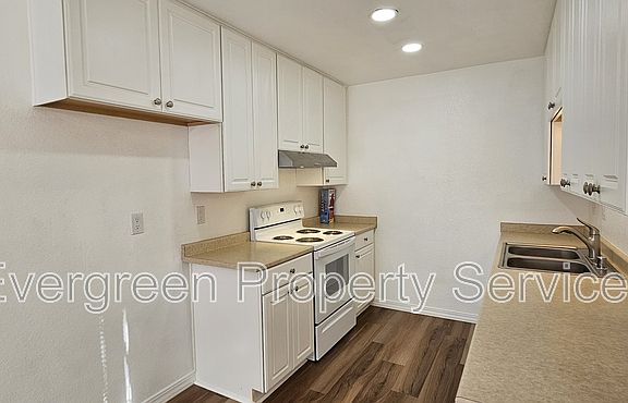 5th image of 4184 Oro Ln
