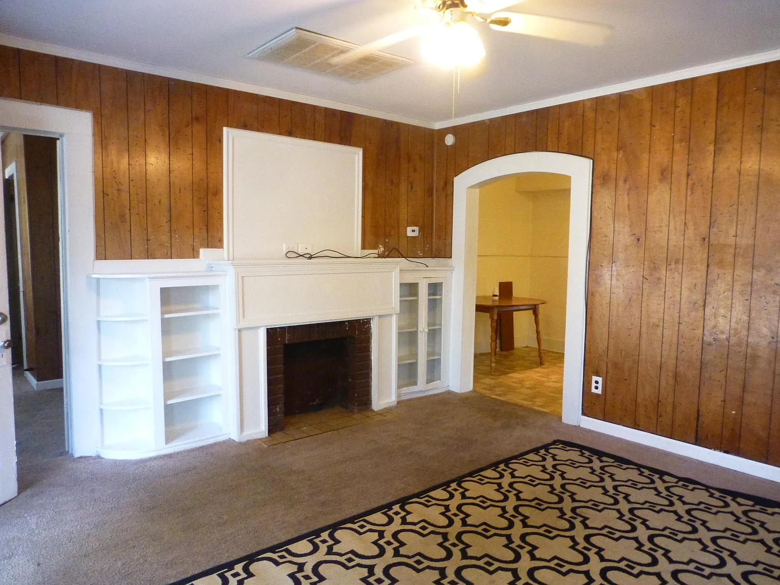 3 bed, 1600 sqft, $950 — Photo 3
