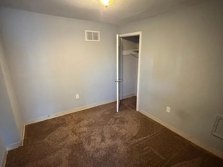 236 Bridge St #5 — Photo 13