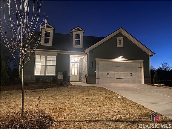 4th image of 384 Glenside Drive #75