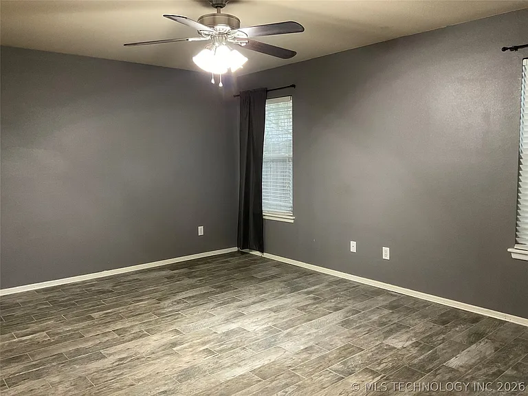 11120 N 143rd East Ave — Photo 9