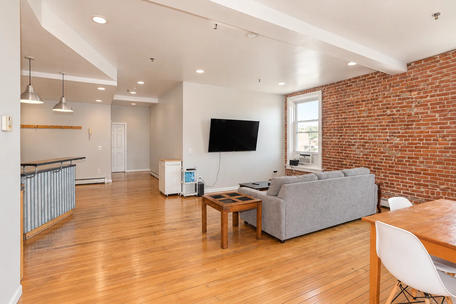74 Carroll St — Photo 4