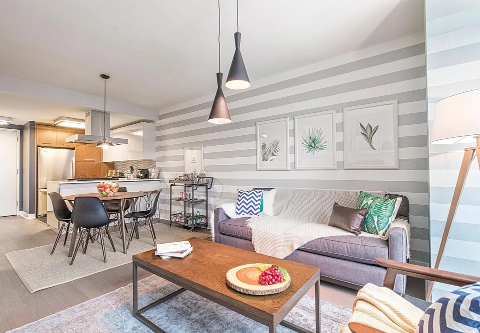 450 W 42nd St #26G
