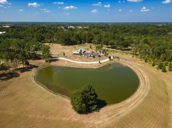 515 Harmony Rd, Crystal Springs, MS 39059