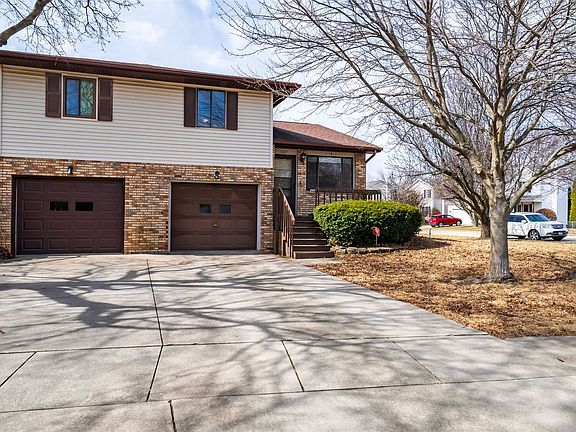 3rd image of 1609 Beech St APT B