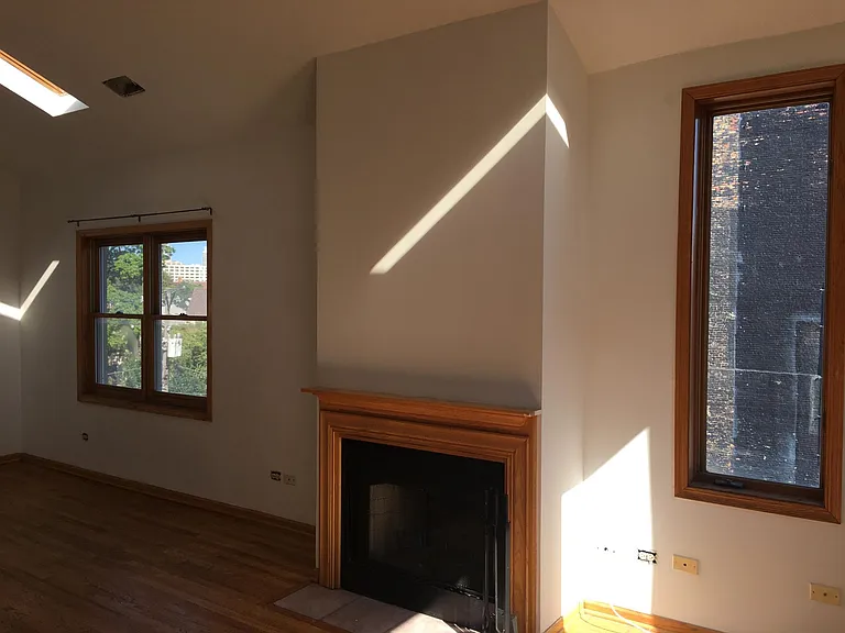 817 N Milwaukee Ave #3 — Photo 3
