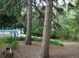 801 Viking Dr E, Little Canada, MN 55117
