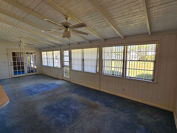 3rd image of 811 Duval St NE