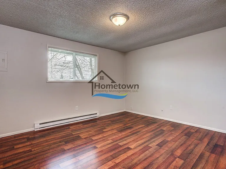 110 E Borah Ave — Photo 15