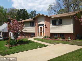 6921 Barnack Dr, Springfield, VA 22152