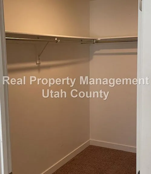 487 S Fox Chase Ln — Photo 26